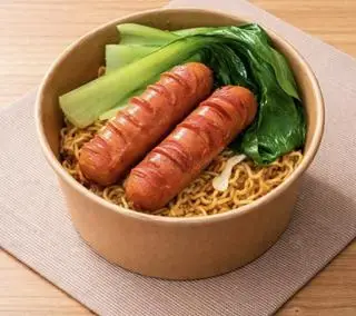 Hình ảnh Mì indo xúc xích 