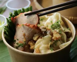 Hình ảnh Hủ Tiếu mềm/Mì Sủi Cảo + Xá Xíu