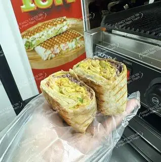 Hình ảnh Tacos Gà Giòn size M 