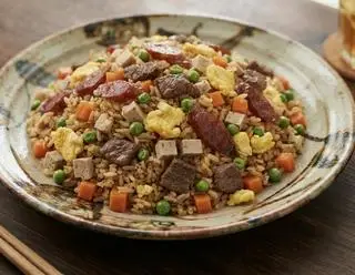 Hình ảnh Cơm dương châu bò