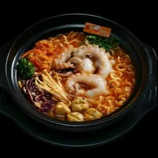 Hình ảnh Mỳ kim chi Bạch Tuộc