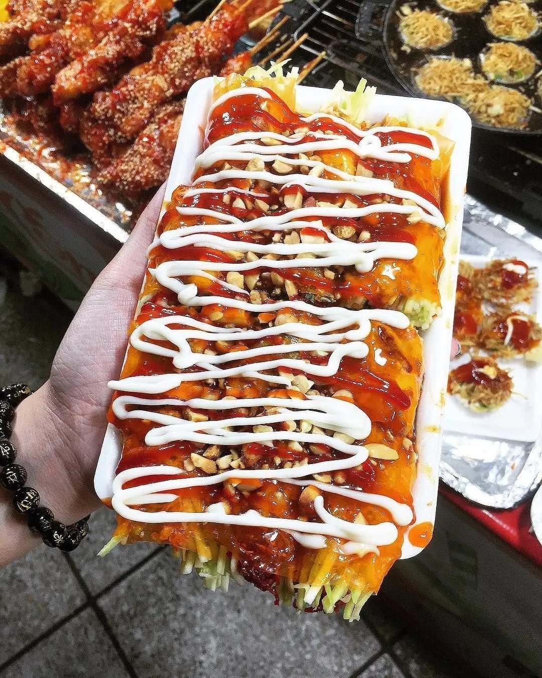 Hình ảnh Bánh tráng cuộn sốt me
