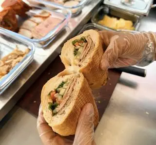 Hình ảnh Bánh Mì Sài Gòn