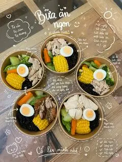 Hình ảnh Cơm gạo lứt gà xào bí ngòi