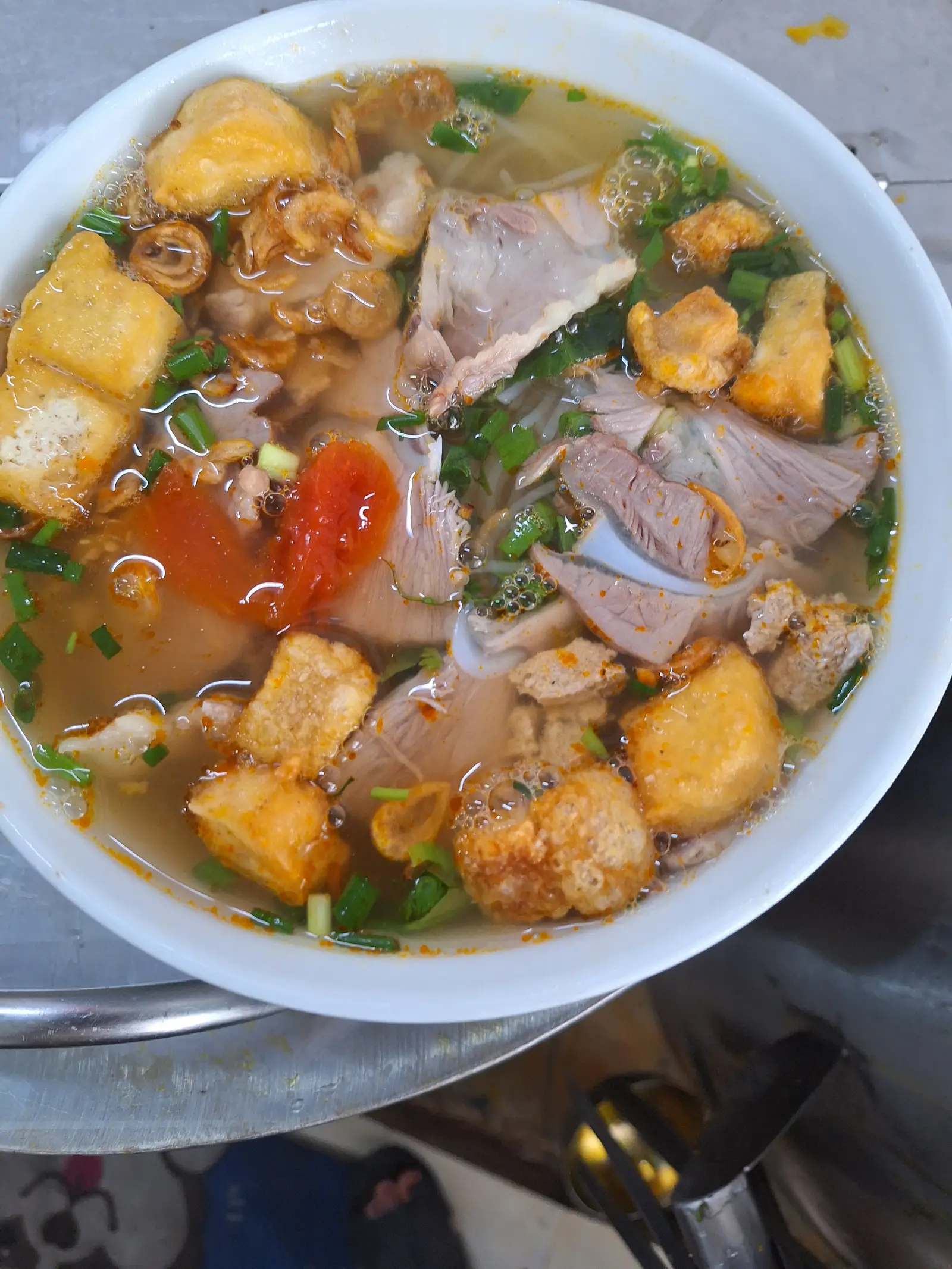 Hình ảnh BÚN RIÊU SƯỜN SỤN ĐẬU TOP MỠ