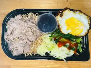 Hình ảnh Mì xào bò trứng