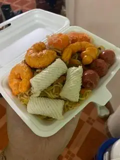 Hình ảnh Mỳ trộn mực xoắn