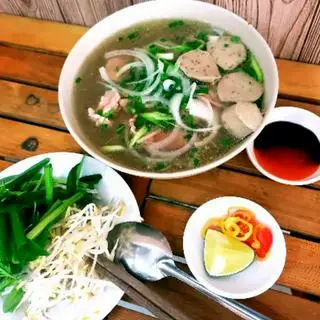 Hình ảnh Phở tái - bò viên