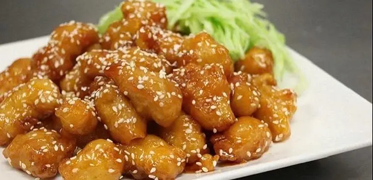Hình ảnh Cơm Da Gà Giòn Mật Ong