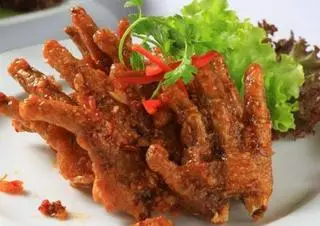 Hình ảnh chân gà chiên nước mắm 