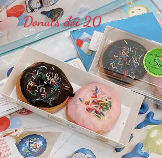 Hình ảnh Bánh Donut đôi