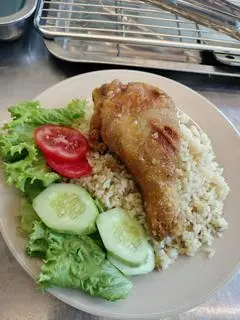 Hình ảnh Cơm gà xối mỡ