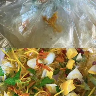 Hình ảnh Bánh tráng Tỏi trộn