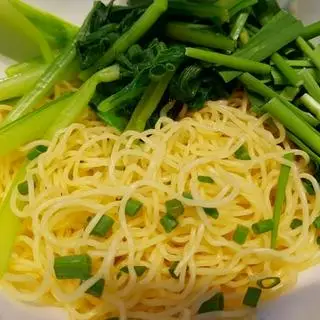 Hình ảnh Mì thêm 2 vắt + Nước Tiềm