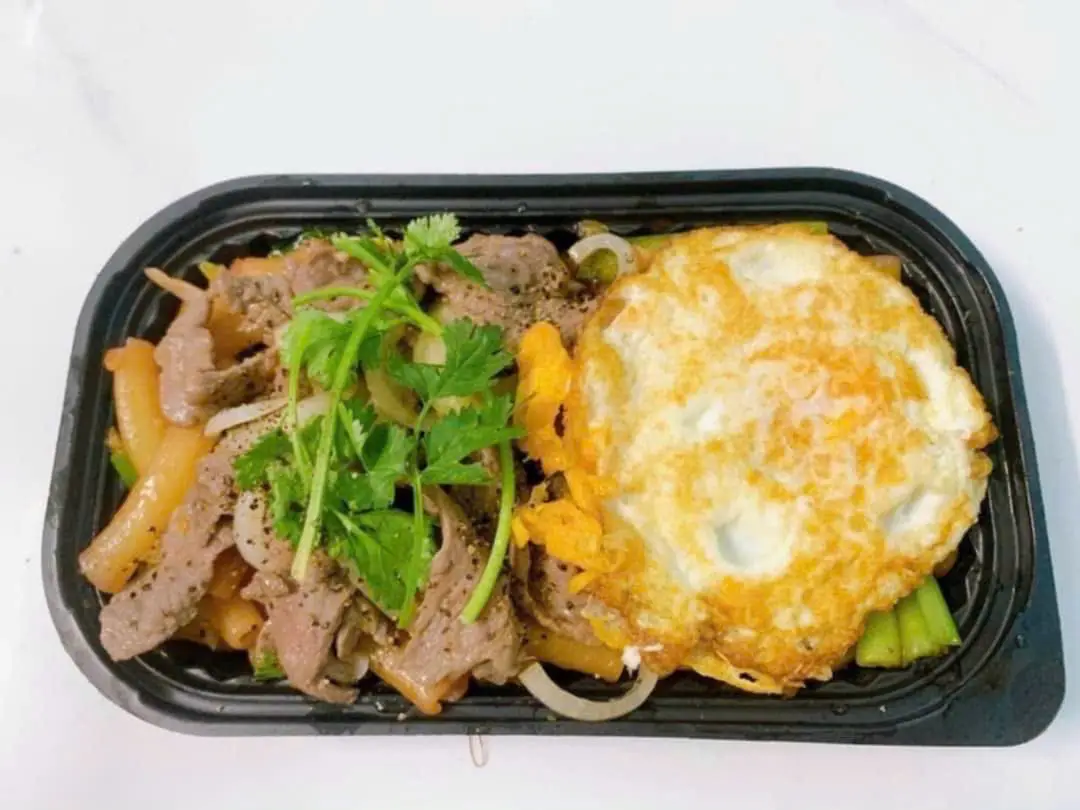 Hình ảnh Nui xào bò
