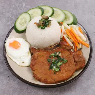 Hình ảnh Cơm tấm sườn ốp la