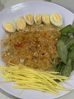 Hình ảnh Bánh Chán Trộn Sate Tỏi 