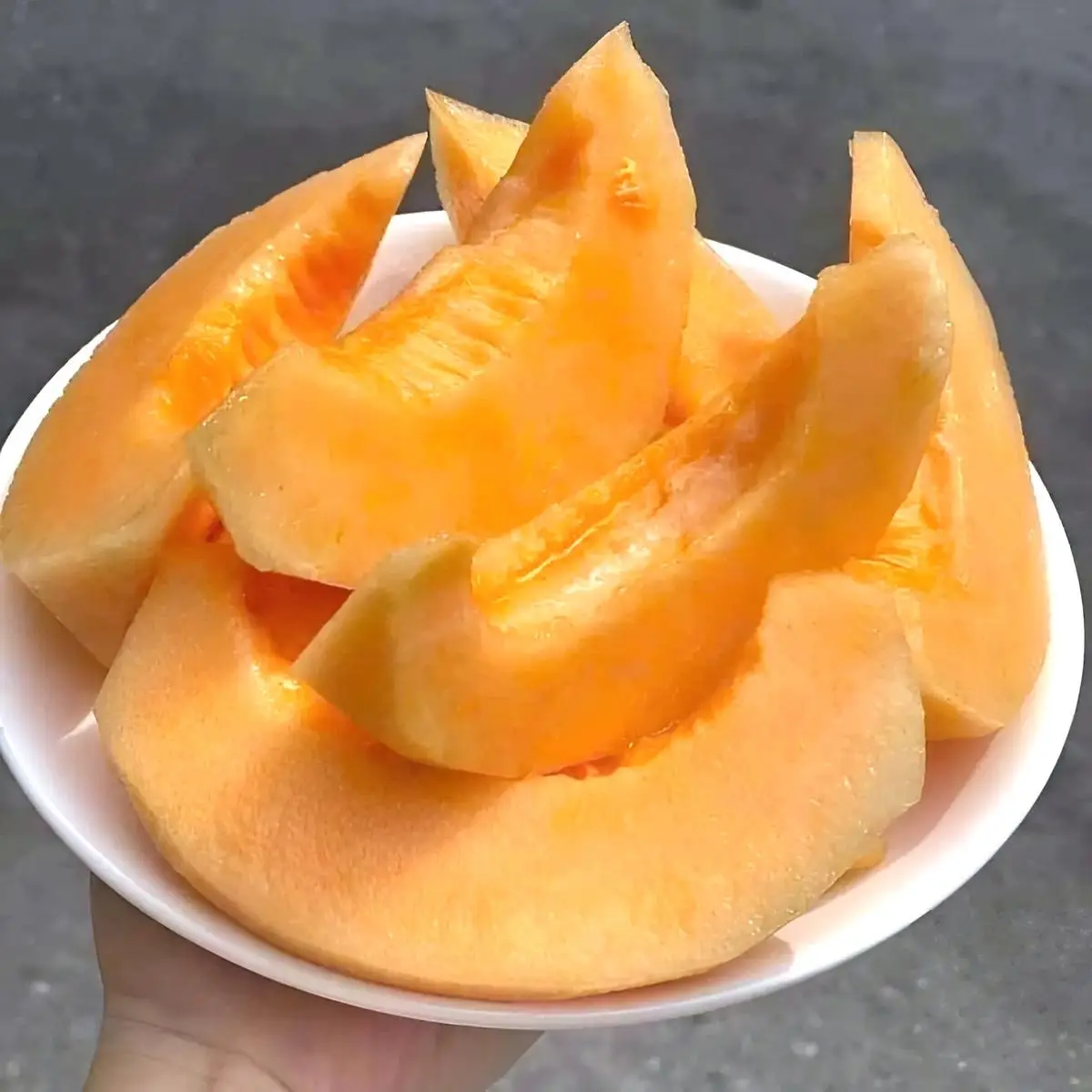 Hình ảnh Dưa lưới vàng hộp 350gr