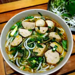 Hình ảnh Bún bò bò viên