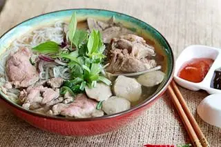 Hình ảnh phở thập cẩm đặc biệt 