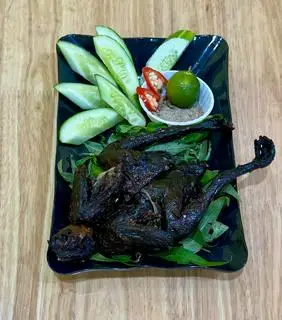 Hình ảnh Gà ác nướng sate