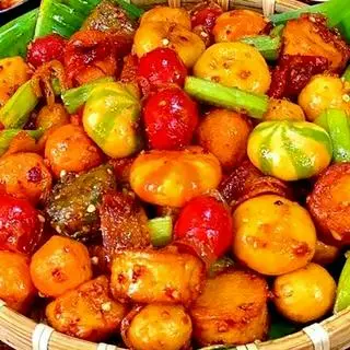 Hình ảnh Combo cá viên chiên sốt mắm tỏi phần vừa