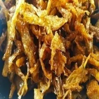 Hình ảnh Cơm Sườn Non xé sợi rim nước mắm 