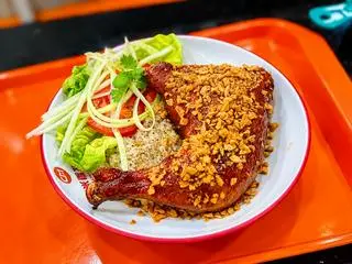 Hình ảnh Cơm gà mắm tỏi đùi góc tư 