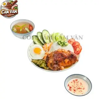Hình ảnh Cơm Tấm Gà Nướng Thêm Trứng Ốp