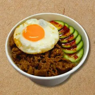 Hình ảnh Cơm Bò Né Trứng Ốp