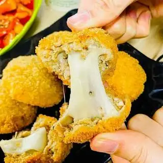 Hình ảnh Bánh gà Phô Mai