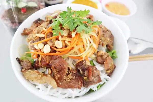 Hình ảnh bún thịt nướng đặc biệt 