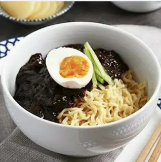Hình ảnh Mỳ tương đen