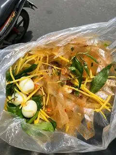 Hình ảnh Bánh Tráng Trộn Mỡ Hành 