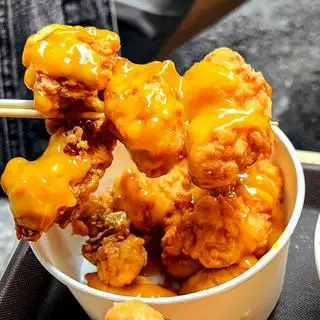 Hình ảnh Gà Popcorn chấm sốt mù tạt mật ong
