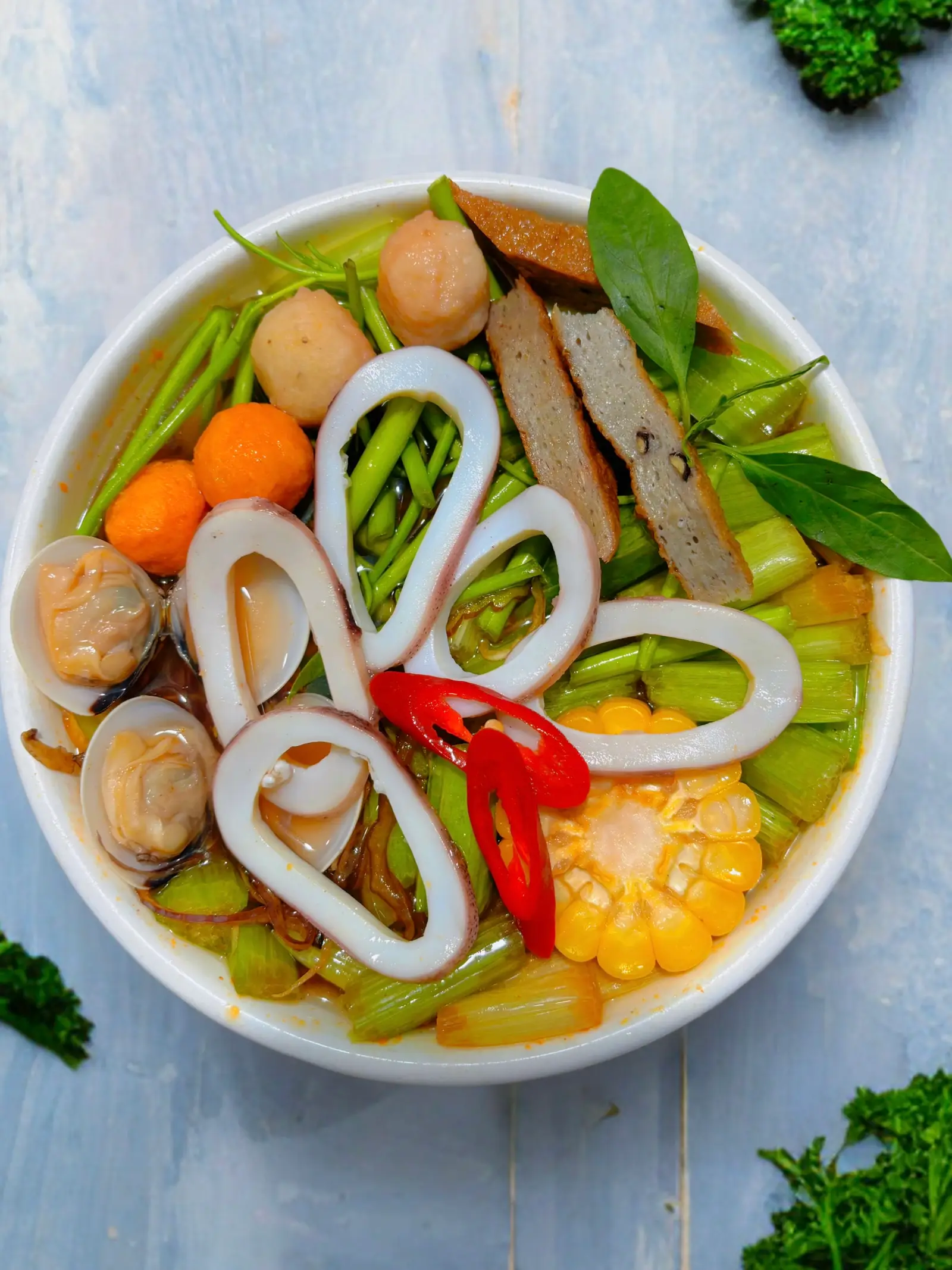 Hình ảnh Bún Thái Cay Mực