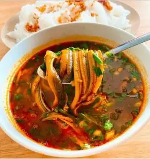 Hình ảnh SÚP LƯƠN BÁNH MƯỚT CAY