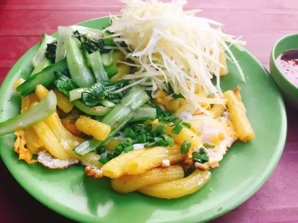 Hình ảnh Nui chiên 1 trứng