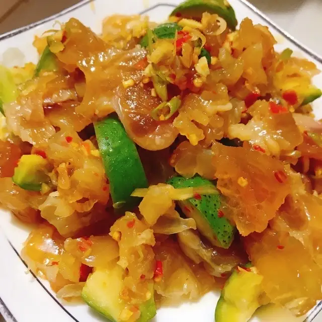 Hình ảnh Gân bò sốt thái