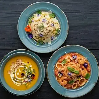 Hình ảnh COMBO MÌ CUA PHÔ MAI+MÌ Ý HẢI SẢN+SOUP BÍ ĐỎ 