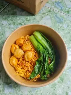 Hình ảnh Mì Trộn Cá Viên Chiên