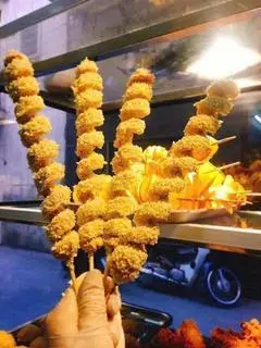 Hình ảnh Xúc xích lốc xoáy