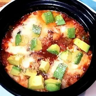 Hình ảnh F3.4. Cheesy Mushroom Chickpea Shakshuka - avocado - Grilled roti