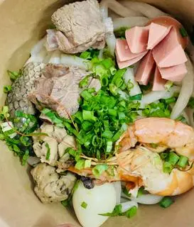 Hình ảnh Bánh canh thập cẩm