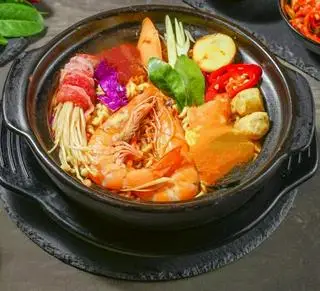 Hình ảnh Mì lẩu thái thập cẩm