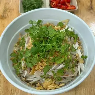 Hình ảnh Phở Trộn Gà Lườn 