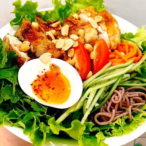 Hình ảnh Bún trộn gà nướng