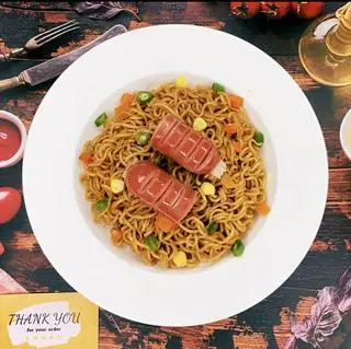 Hình ảnh Mì Trộn Xúc Xích