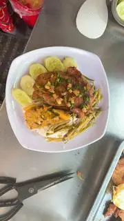 Hình ảnh Cơm sườn chả