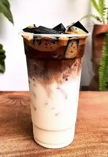 Hình ảnh Cà phê sữa dừa sương sáo
